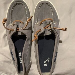 Sperrys Shoes size 7.5